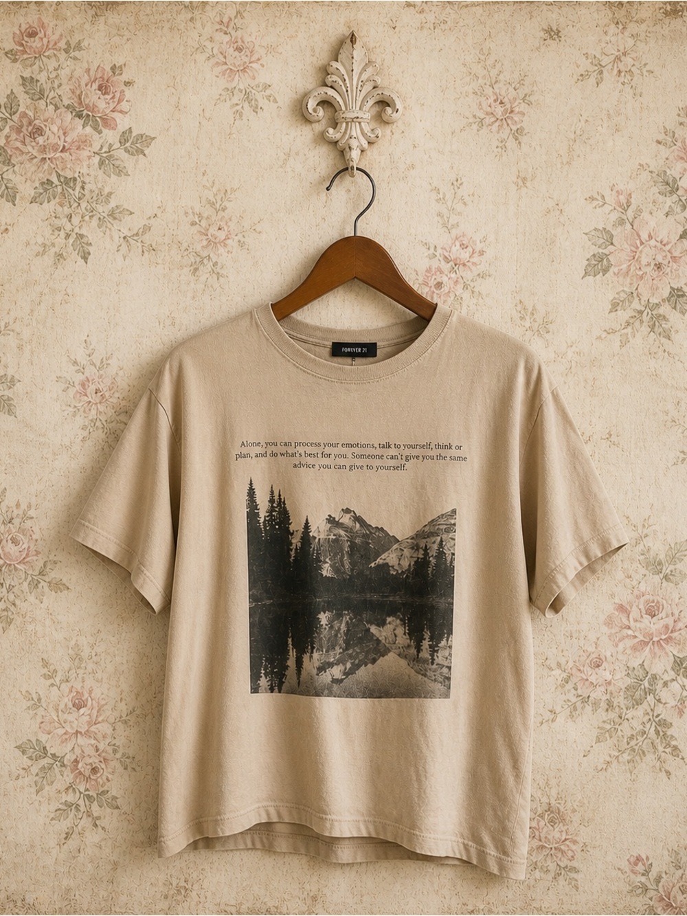 Forever 21 short sleeve “alone, you can leave your emotions tee S